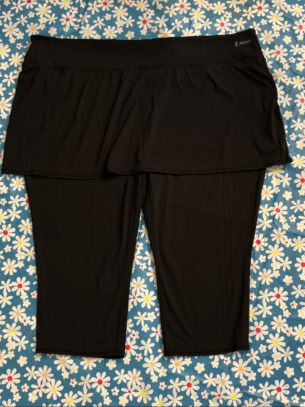 New without tag Zuda women’s cropped skirted leggings 5X